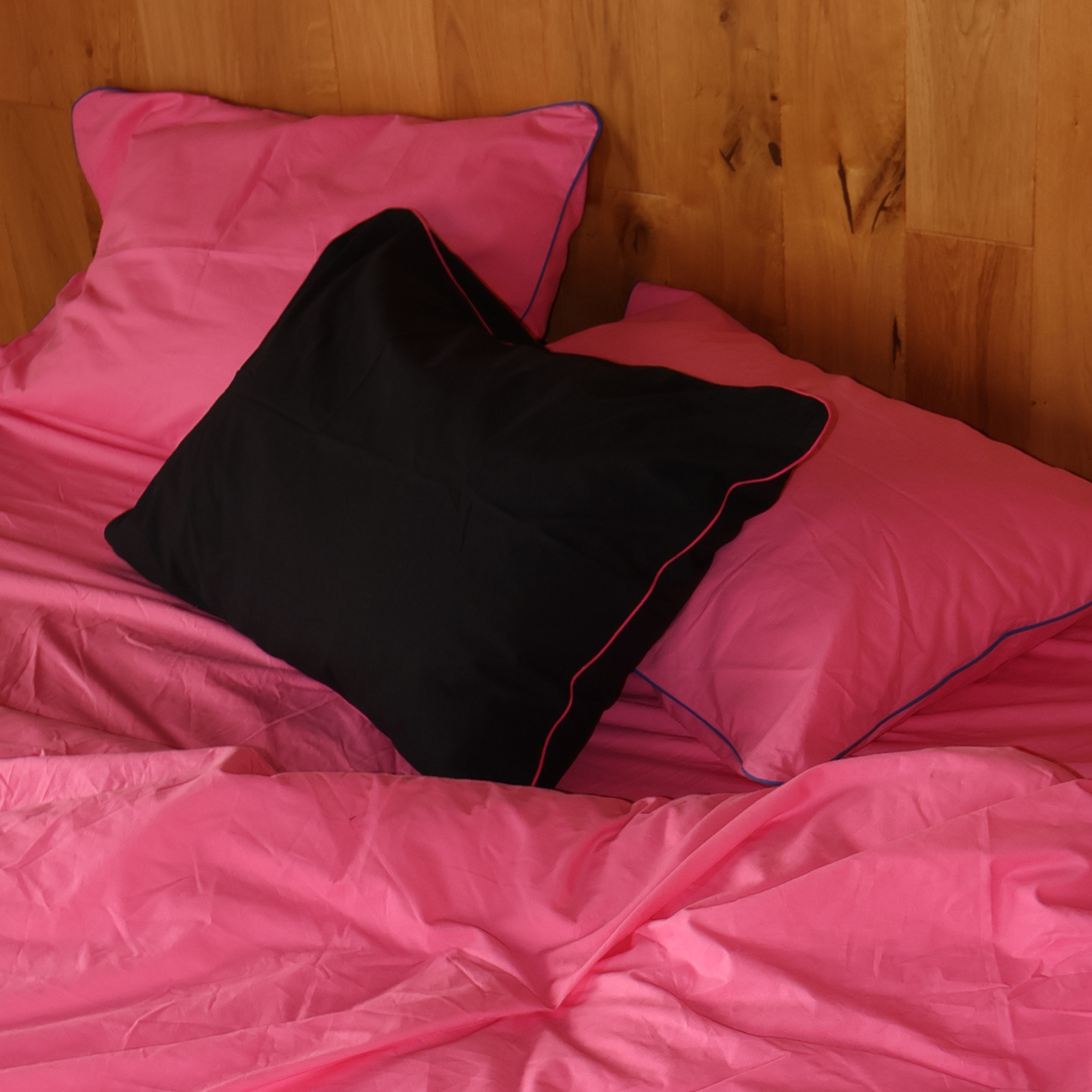 Pillowcase BORDERLINE Combo 09: Hot Pink on Black