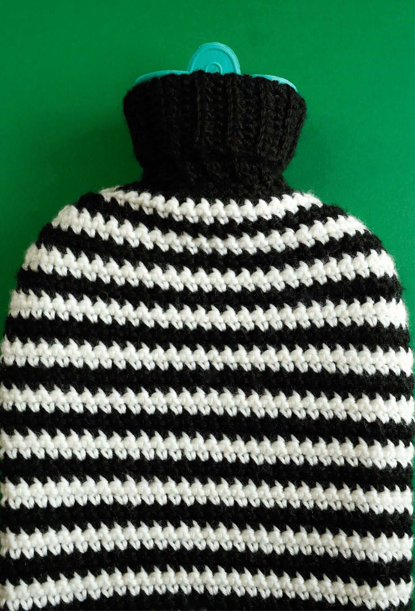 Knitted Hot Water Bottle: B&W Stripes